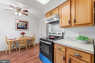 5765 Heritage Hill Dr, Alexandria, VA 22310 - Photo 6