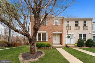 5765 Heritage Hill Dr, Alexandria, VA 22310 - Photo 2