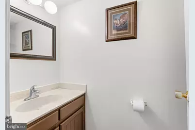 5765 Heritage Hill Drive, Alexandria, VA 22310 - Photo 12