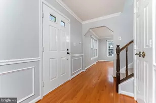 7962 Yancey Dr, Falls Church, VA 22042 - Photo 4