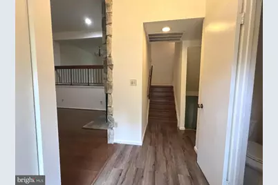 8729 Sheridan Farms Court, Springfield, VA 22152 - Photo 2