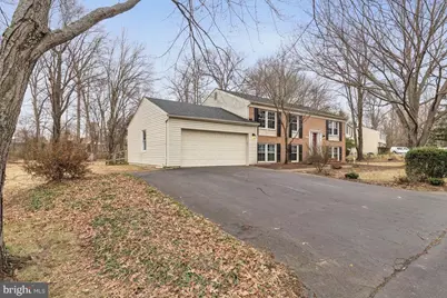 2405 Tatnuck Court, Herndon, VA 20171 - Photo 24