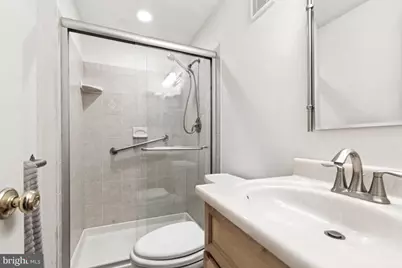 2405 Tatnuck Court, Herndon, VA 20171 - Photo 16