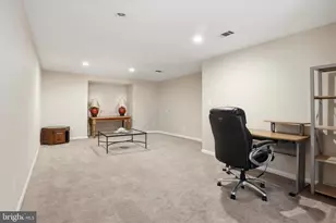 11668 Gilman Ln, Herndon, VA 20170 - Photo 48