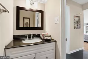 11668 Gilman Ln, Herndon, VA 20170 - Photo 14