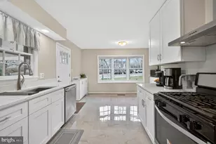 4815 Wakefield Chapel Rd, Annandale, VA 22003 - Photo 36