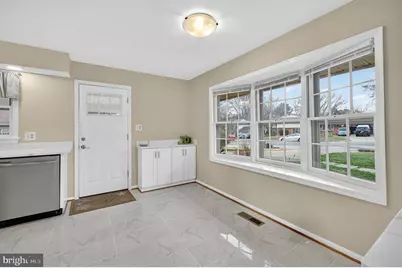 4815 Wakefield Chapel Road, Annandale, VA 22003 - Photo 32