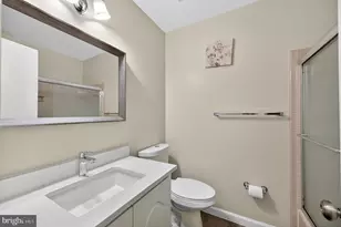 4815 Wakefield Chapel Rd, Annandale, VA 22003 - Photo 12