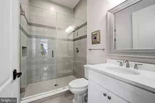 609 Kingsley Rd SW, Vienna, VA 22180 - Photo 18