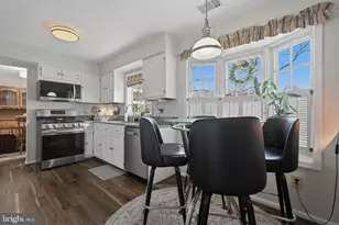 14508 William Carr Ln, Centreville, VA 20120 - Photo 8