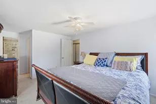 14508 William Carr Ln, Centreville, VA 20120 - Photo 18