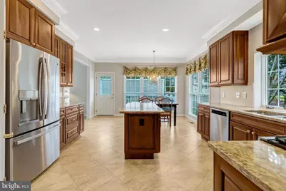 9600 Nuthatch Drive, Fairfax Station, VA 22039 - Photo 12