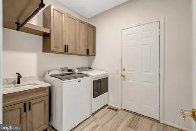 9600 Nuthatch Drive, Fairfax Station, VA 22039 - Photo 28