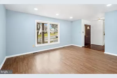 7594 Woodstown Drive, Springfield, VA 22153 - Photo 4