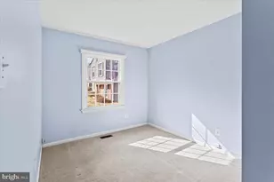 7702 Newington Forest Ave, Springfield, VA 22153 - Photo 28