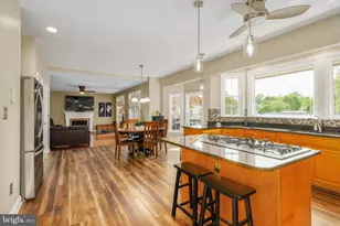 7904 Willfield Ct, Fairfax Station, VA 22039 - Photo 18