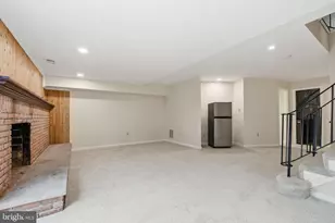 8967 Omega Ct, Springfield, VA 22152 - Photo 22