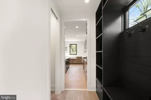 112 Elm St SW, Vienna, VA 22180 - Photo 26