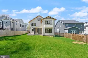 112 Elm St SW, Vienna, VA 22180 - Photo 90