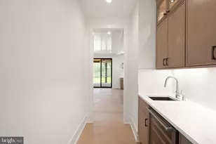 112 Elm St SW, Vienna, VA 22180 - Photo 24