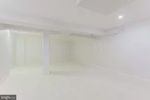 4664 Braddock Green Ct, Fairfax, VA 22032 - Photo 44