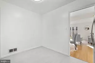 6620 Burlington Pl, Springfield, VA 22152 - Photo 12