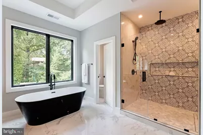 6908 Southridge Drive, McLean, VA 22101 - Photo 30