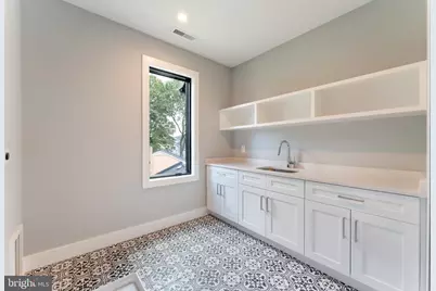 6908 Southridge Drive, McLean, VA 22101 - Photo 42