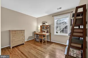 15197 Wetherburn Dr, Centreville, VA 20120 - Photo 70