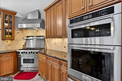 15197 Wetherburn Drive, Centreville, VA 20120 - Photo 22