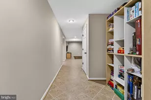 15197 Wetherburn Dr, Centreville, VA 20120 - Photo 88