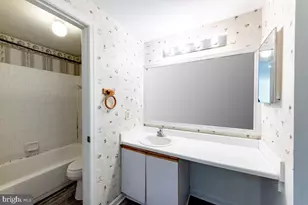 4356 Pembrook Village Dr, Alexandria, VA 22309 - Photo 16