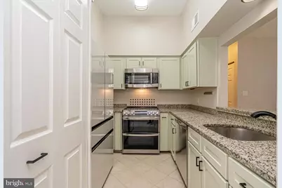 7600 Lakeside Village Drive #G, Falls Church, VA 22042 - Photo 16