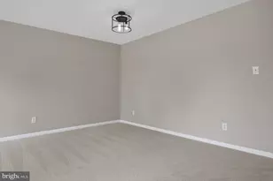 13770 Flowing Brook Ct, Chantilly, VA 20151 - Photo 14