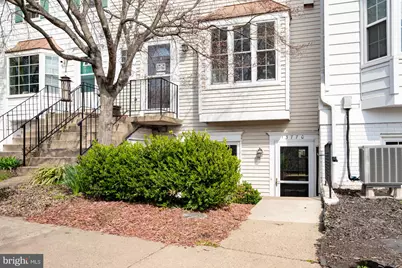 13770 Flowing Brook Court, Chantilly, VA 20151 - Photo 4