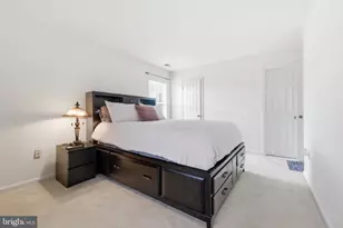 10208 Ashbrooke Ct, Oakton, VA 22124 - Photo 34