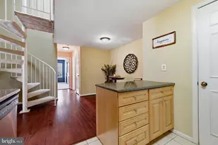 10208 Ashbrooke Ct, Oakton, VA 22124 - Photo 26
