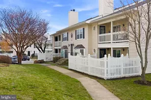 10208 Ashbrooke Ct, Oakton, VA 22124 - Photo 1