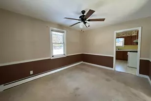 2414 Fairview Dr, Alexandria, VA 22306 - Photo 2