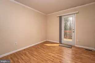 8318 Uxbridge Ct, Springfield, VA 22151 - Photo 12