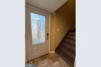 8318 Uxbridge Court, Springfield, VA 22151 - Photo 2