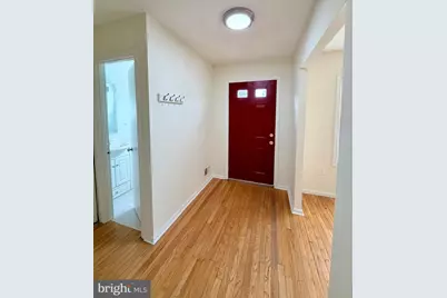 3048 Hickory Grove Court, Fairfax, VA 22031 - Photo 2