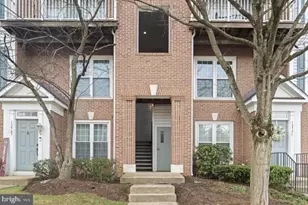 12789 Fair Crest Ct, Fairfax, VA 22033 - Photo 8