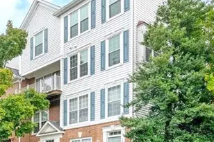 12789 Fair Crest Ct, Fairfax, VA 22033 - Photo 1