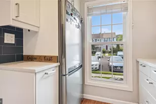 6312 Chimney Wood Ct, Alexandria, VA 22306 - Photo 10