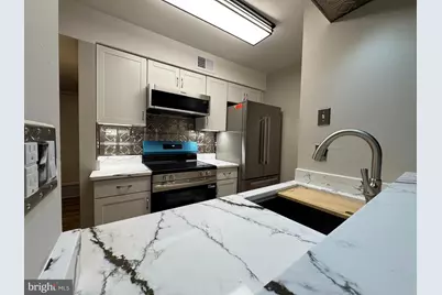 5812 Royal Ridge Drive #C, Springfield, VA 22152 - Photo 2