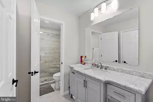 8228 Maple Ridge Ave, Springfield, VA 22153 - Photo 26