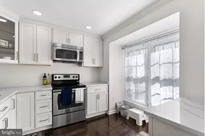 8228 Maple Ridge Avenue, Springfield, VA 22153 - Photo 10