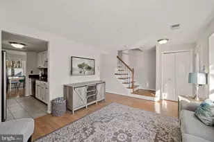 1538 Twisted Oak Dr, Reston, VA 20194 - Photo 4