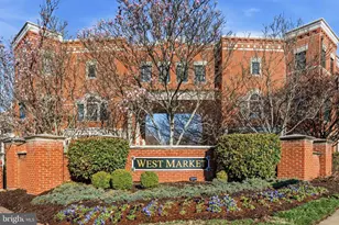 12138 Chancery Station Cir, Reston, VA 20190 - Photo 34